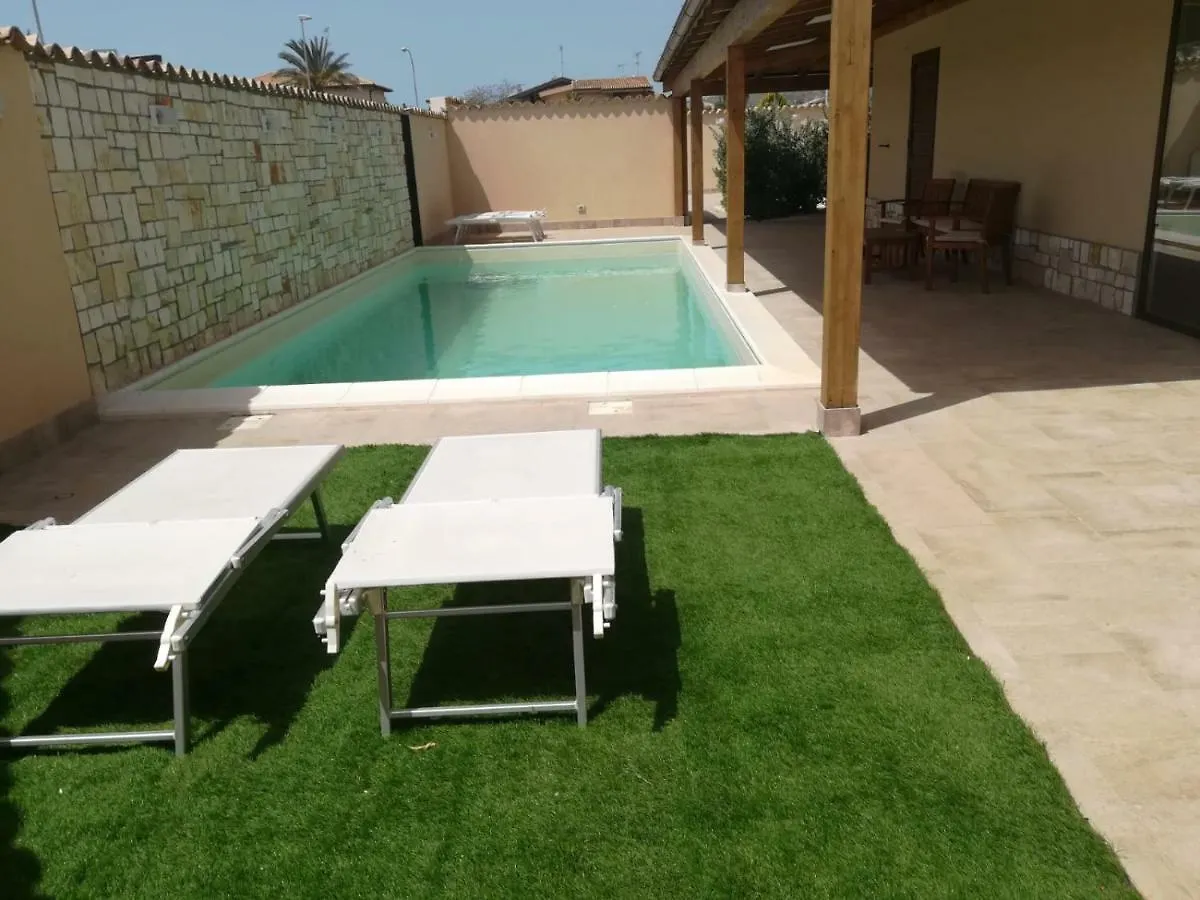 Guest house B&B A Due Passi Dal Sole Porto Empedocle